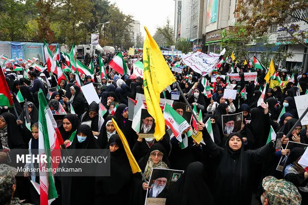 راهپیمایی یوم الله ۱۳ آبان در تهران/گزارش تصویری