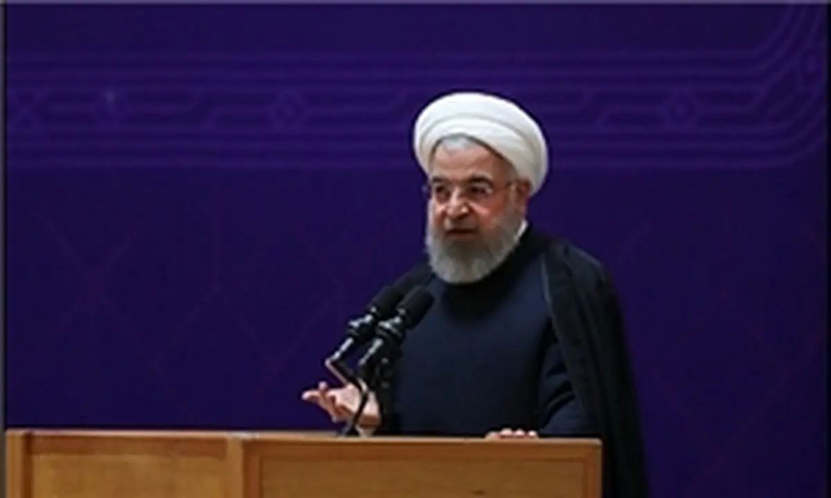 روحانی با انتقاد از وزرا فرافکنی می کند