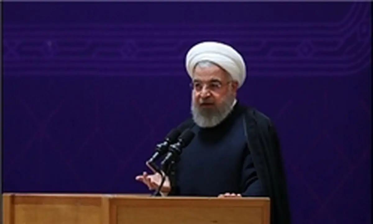 روحانی با انتقاد از وزرا فرافکنی می کند