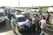 
1 کشته و 7 مصدوم در تصادف زنجیره ای اتوبان زنجان –قزوین
