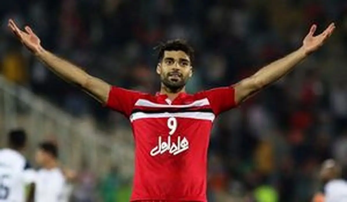 انتقاد کارشناس داوری از مهاجم پرسپولیس