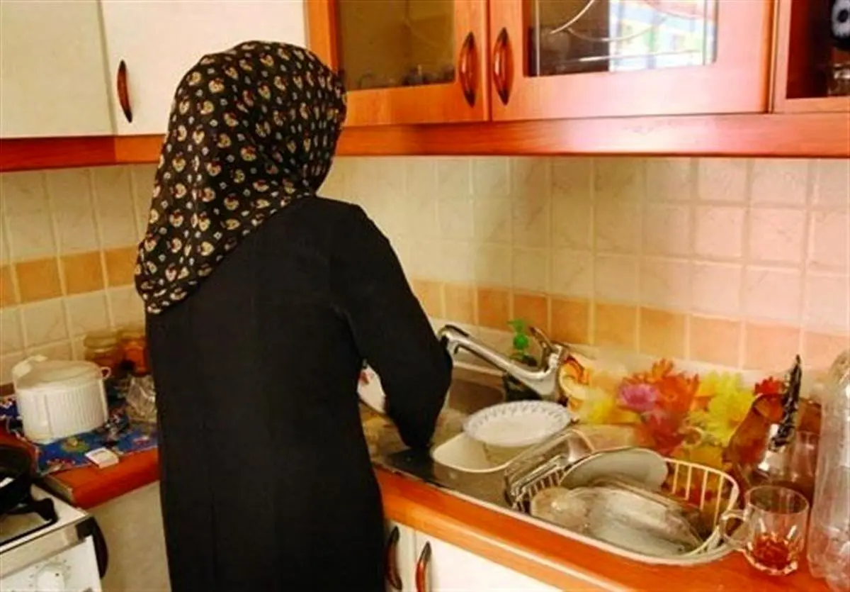 حق بیمه زنان خانهدار چقدر است و چند سالگی بازنشسته میشوند؟