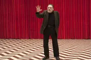 بازیگری که دستش را قطع کرده بود، درگذشت