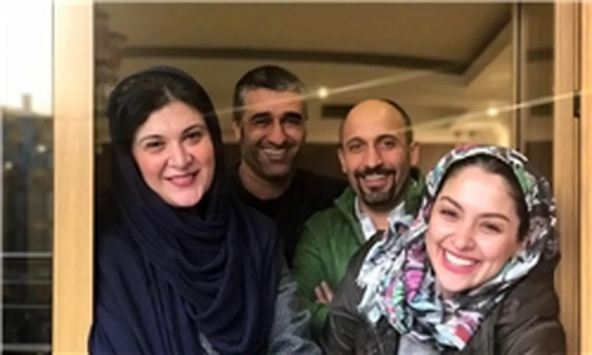 نمایش «آن سوی آینه» با بازی "ریمارامین فر" و "پژمان جمشیدی"