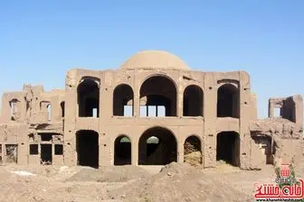 عمارت کلاه فرنگی رفسنجان بنایی به قدمت قاجاریه که مغفول مانده است