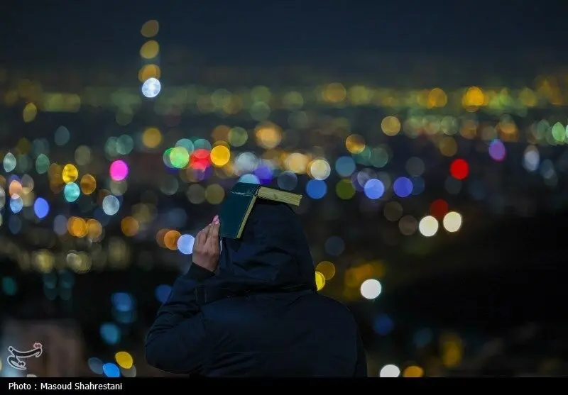 شب قدر در کهف الشهدا/ گزارش تصویری