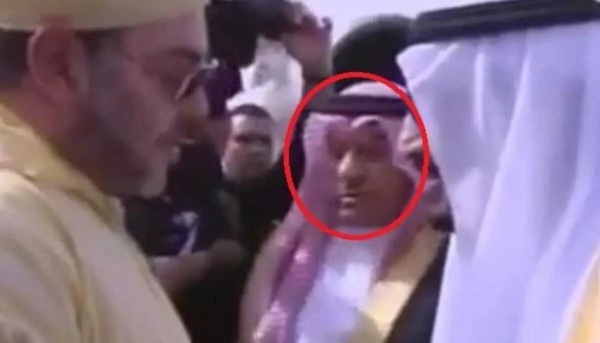 سیلی خوردن خبرنگار در ملاقات دو پادشاه / فیلم