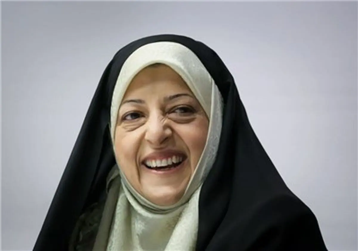 خارج کردن پلاستیک‌ها از چرخه تولید و مصرف را دنبال می‌‌کنیم