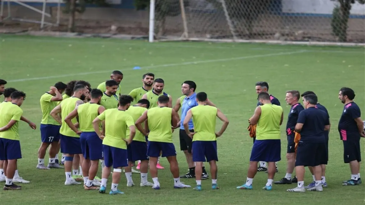 استقلال؛ محله برو و بیا!
