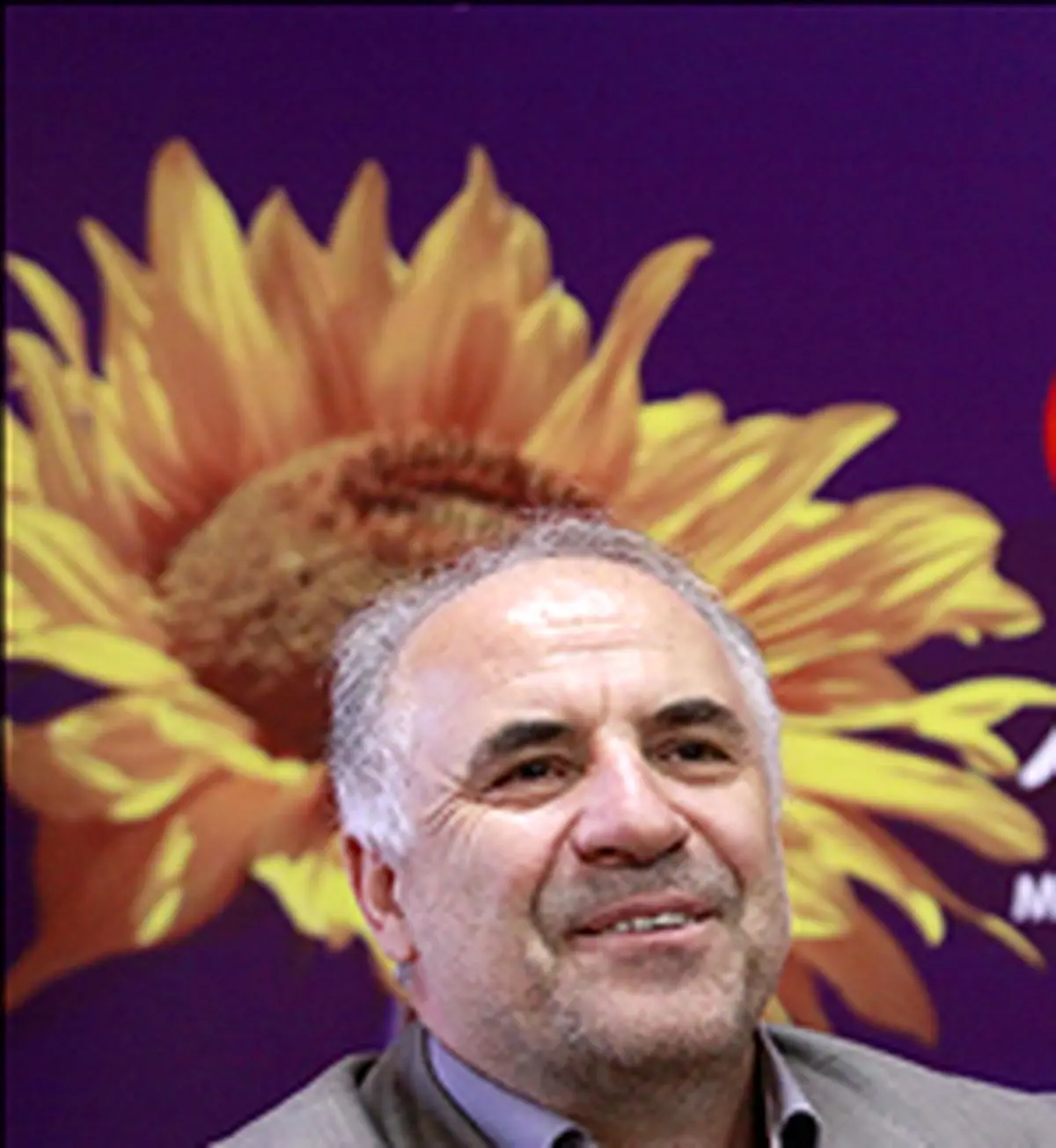 رانت دولتی خودروسازان باید قطع شود