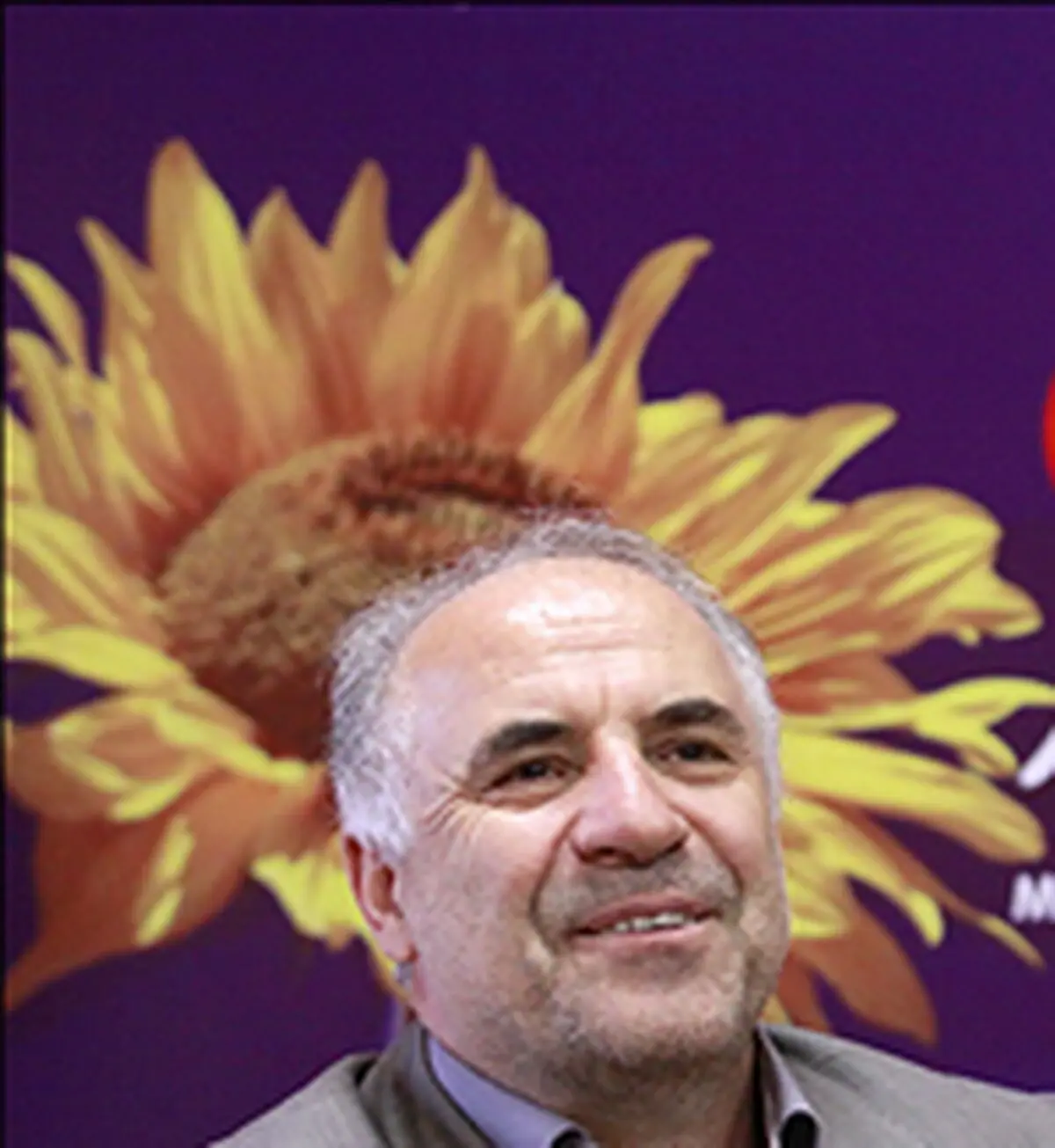 رانت دولتی خودروسازان باید قطع شود