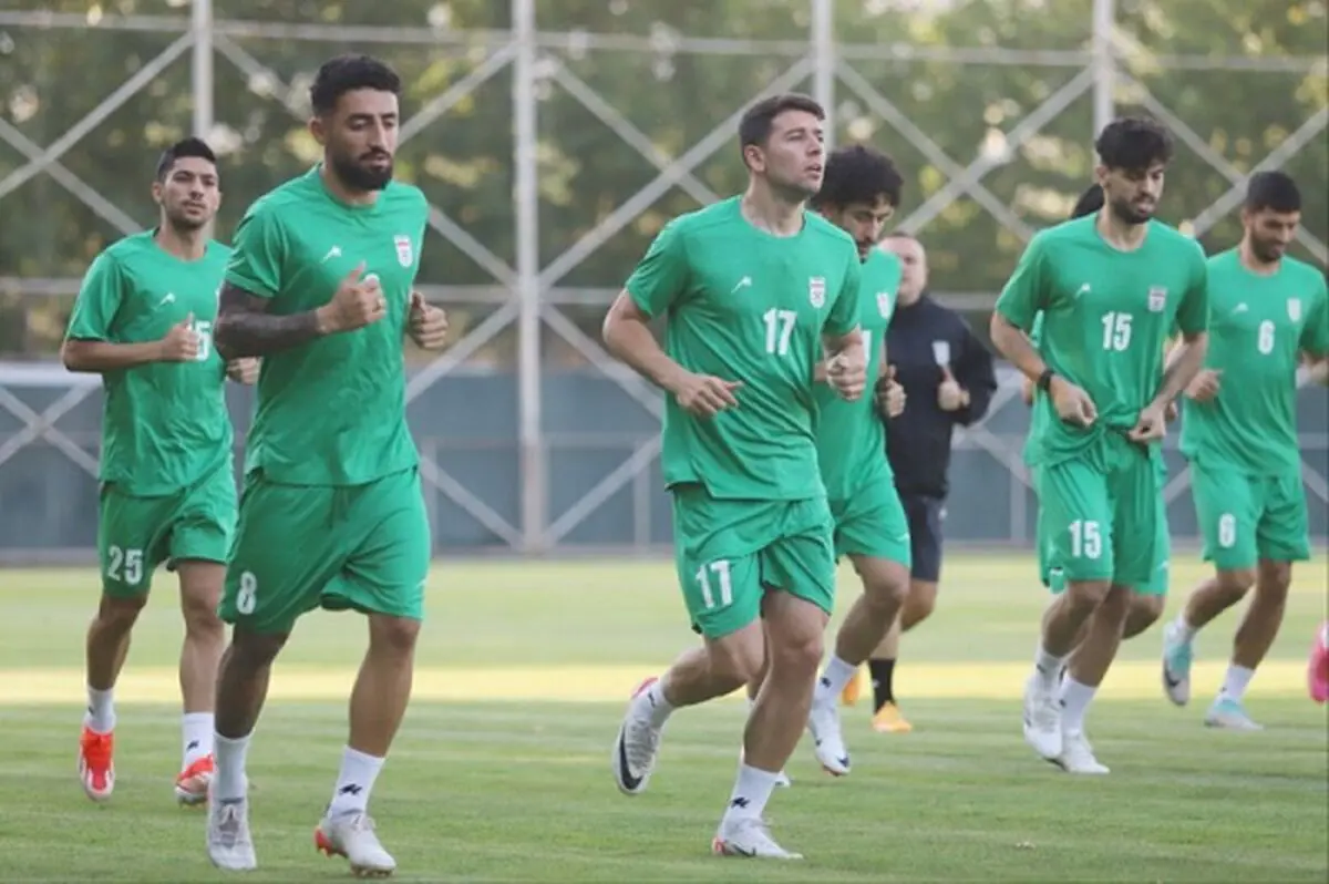 استقبال از پوستر نوستالژیک تیم‌ملی