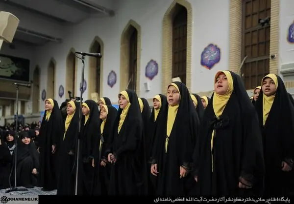 دیدار هزاران نفر از زنان و دختران با رهبر انقلاب/گزارش تصویری