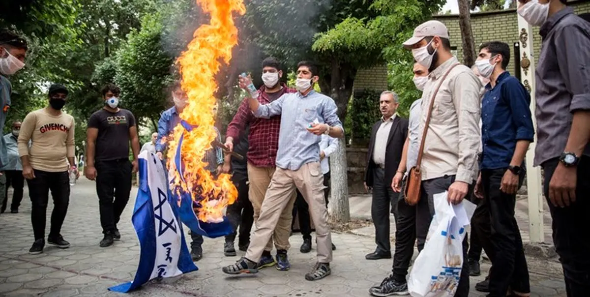 تجمع دانشجویان مقابل سفارت ارمنستان در تهران
