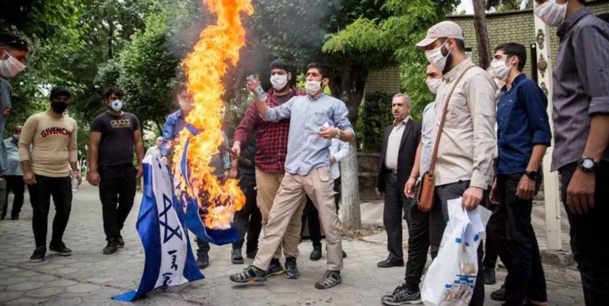 تجمع دانشجویان مقابل سفارت ارمنستان در تهران