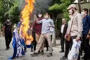 تجمع دانشجویان مقابل سفارت ارمنستان در تهران