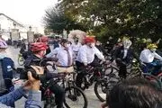 رکاب زنی حناچی با سفرای خارجی در روز جهانی بدون خودرو