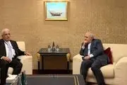 دیدار مشاور امنیت ملی عراق با ظریف در حاشیه نشست «فروم دوحه» 