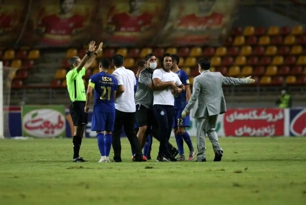 چه کسی مقصر است؟