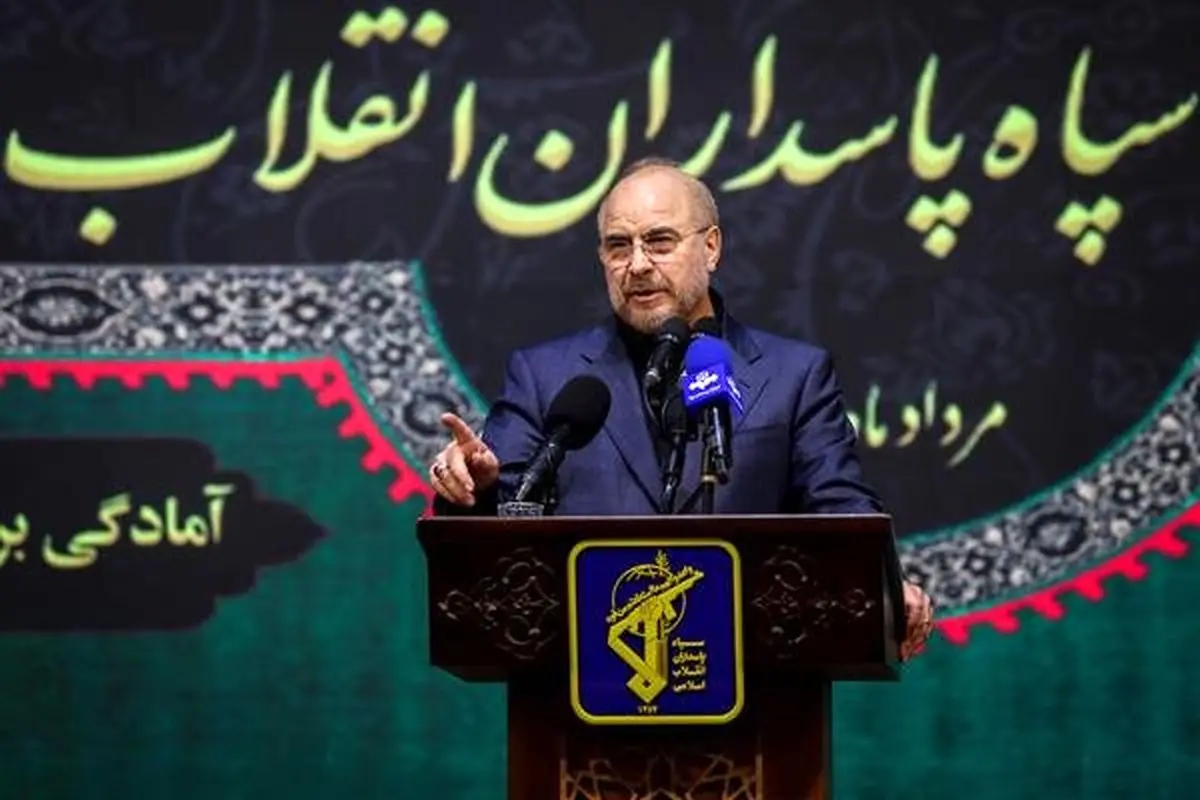 سپاه باید پیشگام تحقق بیانیه گام دوم انقلاب باشد