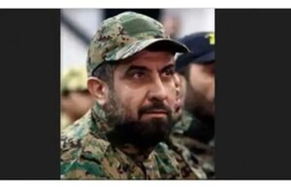 
تصویری از شهید سید فؤاد شکر در کنار رهبر انقلاب
