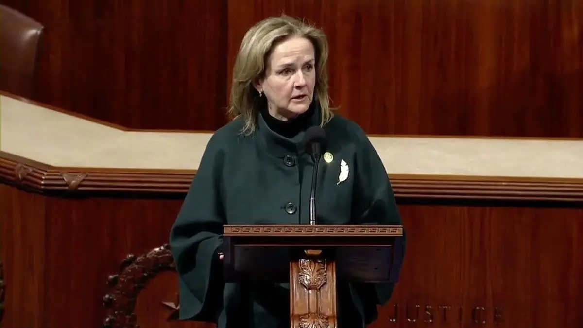 محدود کردن اختیارات جنگی ترامپ علیه ایران ضروری است