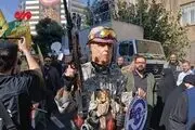 ترامپ با لباس نظامی در راهپیمایی سیزده آبان
