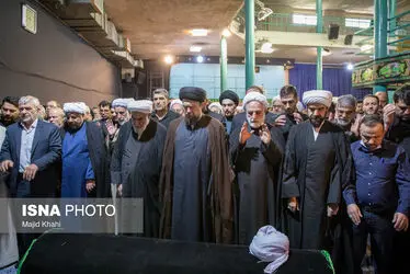مراسم تشییع آیت الله حسن صانعی (ره)
