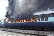 ۲۵ dead in India train fire