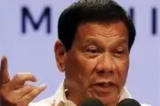 وقتی سوسک از رئیس‌جمهور فیلیپین بالا می‌رود/ فیلم