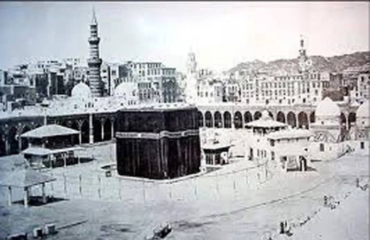 آیا منظور از بکّه همان شهر مکه است؟