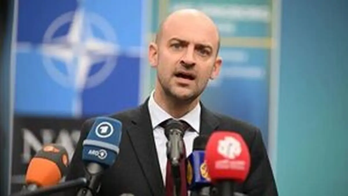 وزیر خارجه فرانسه جواب ترامپ را داد!
