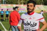 آقایی به ترکیب تراکتور برگشت