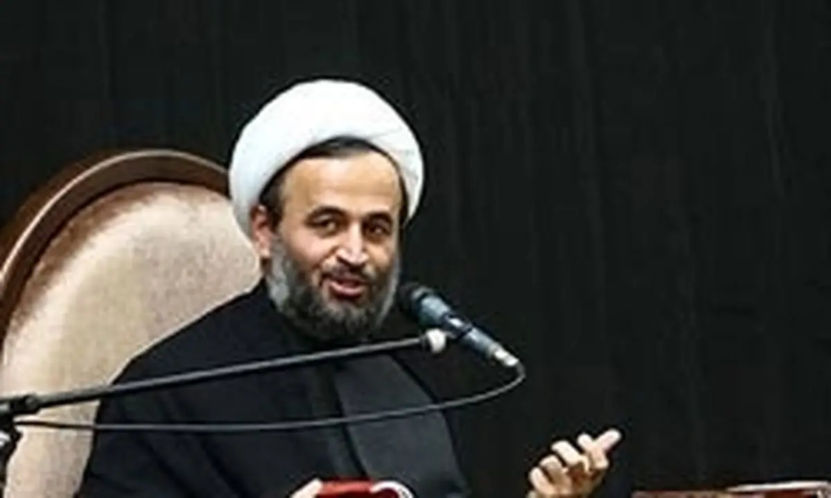 اگر جوانان دنبال هرزگی باشند ضعیف میشوند