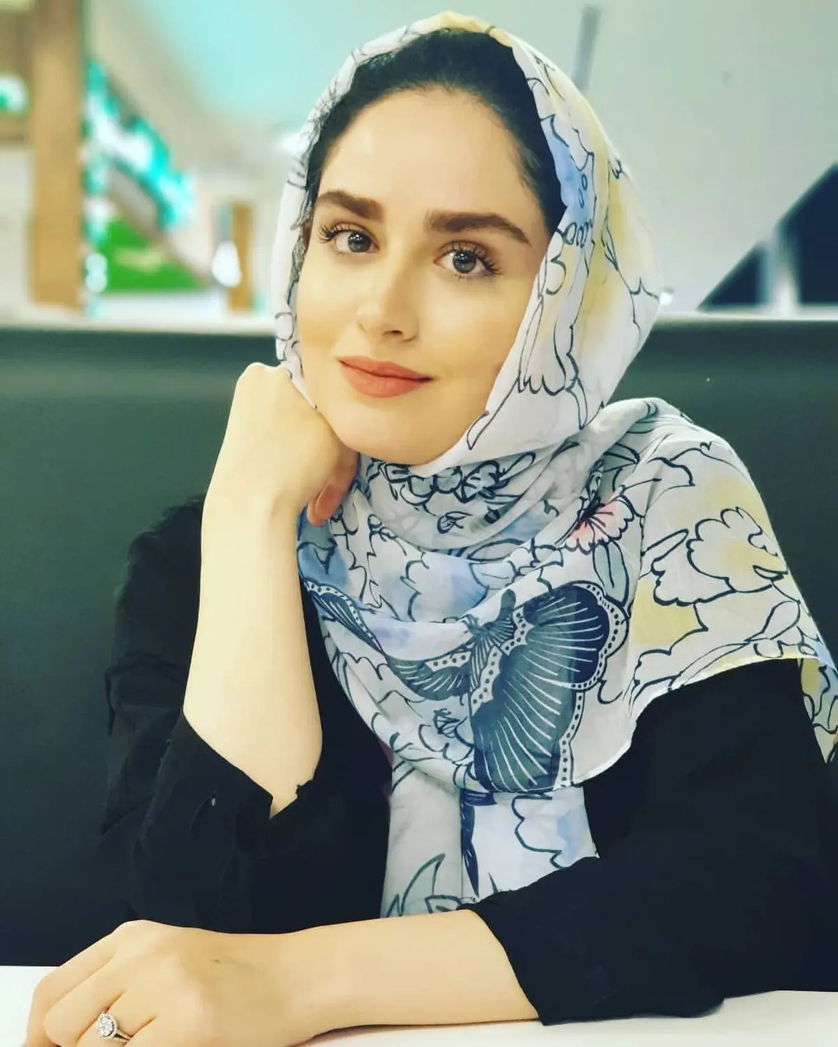 خانم بازیگر درکنار مادر جوانش/ عکس