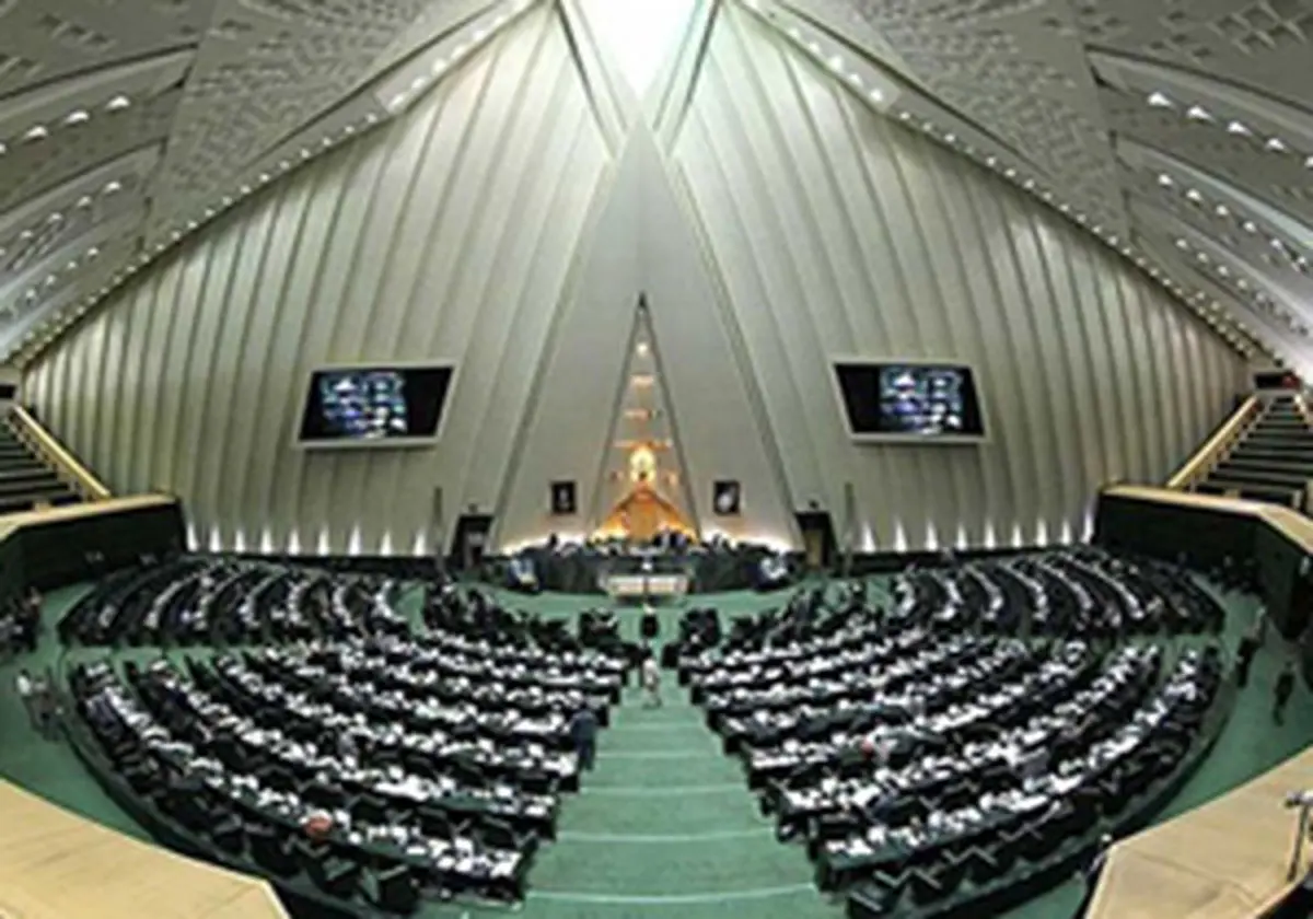 ثبت سند خودرو در دفترخانهها الزامی نیست