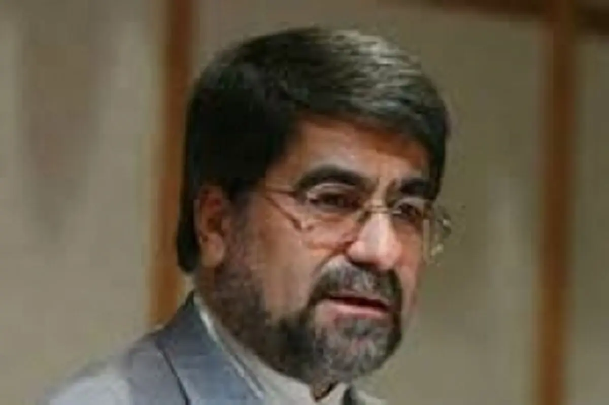 در مقابل مجوزها ایستادگی می‌کنیم