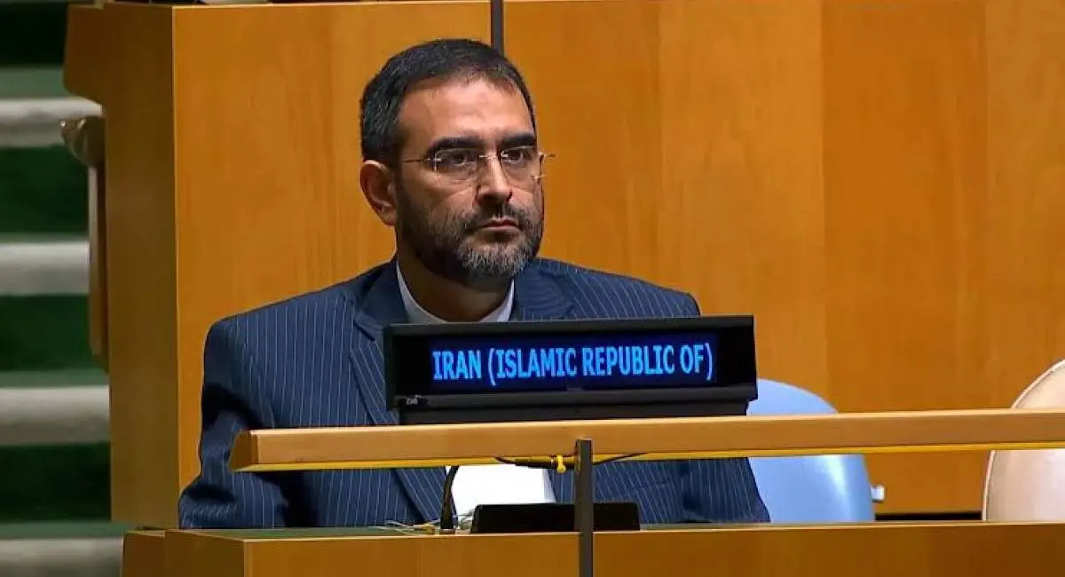 حمایت کنایه‌آمیز «فواد ایزدی» از «ناصر اسدی» 