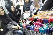 طنز تلخ خنده‌بازار درمترو