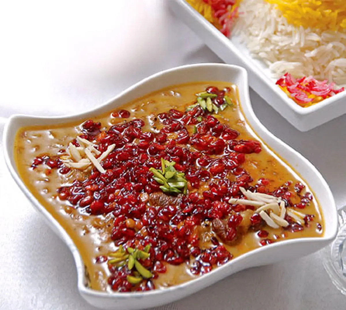 طرز تهیه یک آش خوشمزه پاییزی
