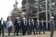 بازدید قاضی‌زاده هاشمی از پالایشگاه بندرعباس