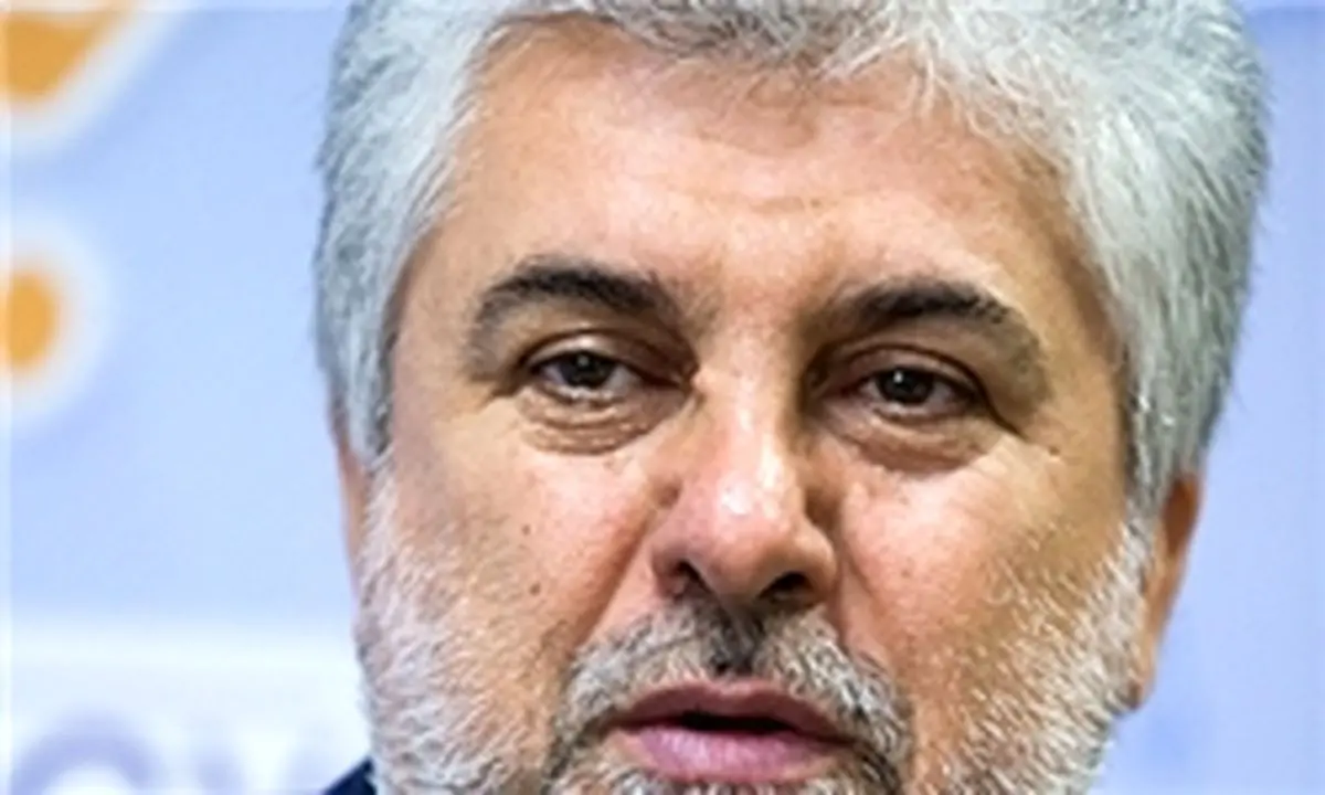 شاید منتظر هستید درخت سیب و گلابی را از انگلیس بیاورید!