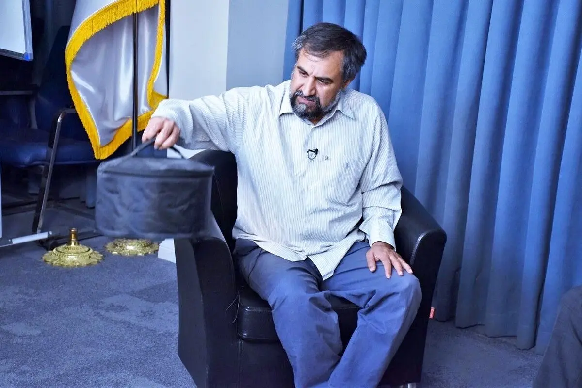 عذرخواهی شهاب الدین حائری شیرازی درباره نسبت دروغ به امام خمینی(ره)