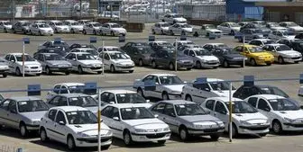 کاهش قیمت خودرو‌ و آرام‌شدن بازار با عرضه در بورس