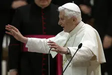 پاپ یکی از آخرین تصمیم‌هایش را گرفت