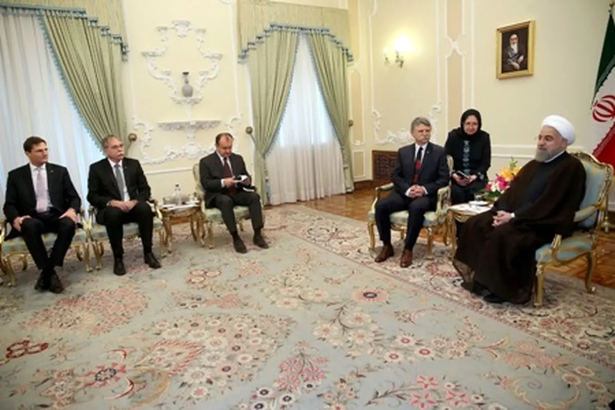 رایزنی پسا برجامی روحانی با رییس مجلس مجارستان