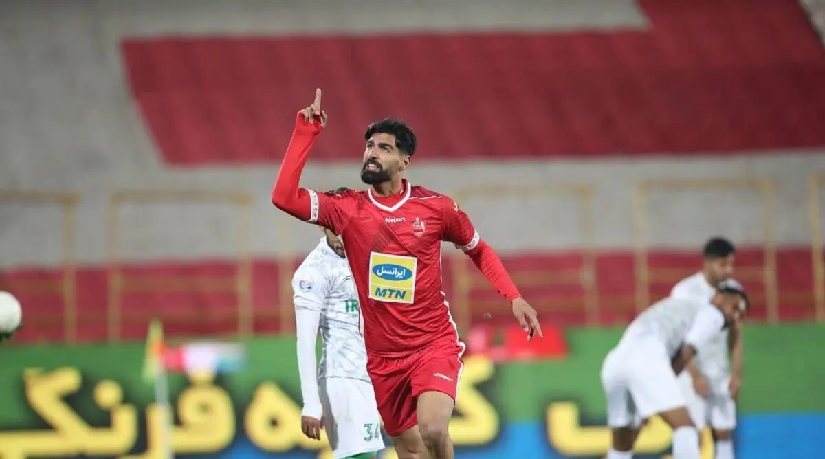 رضا اسدی در پرسپولیس ماندنی شد؟
