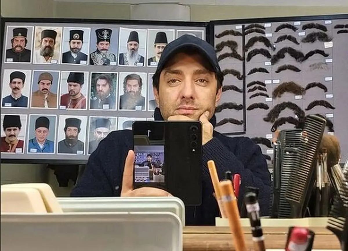 عکسِ جالب و دو نفری بهرام رادان و پریناز ایزدیار در پشت صحنه سریال «جیران»