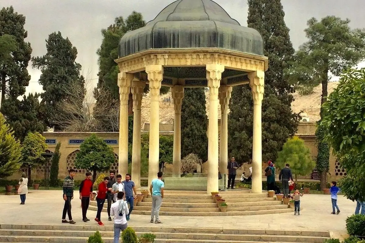 فال حافظ امروز پنجشنبه ۴ اردیبهشت ماه ۱۴۰۴