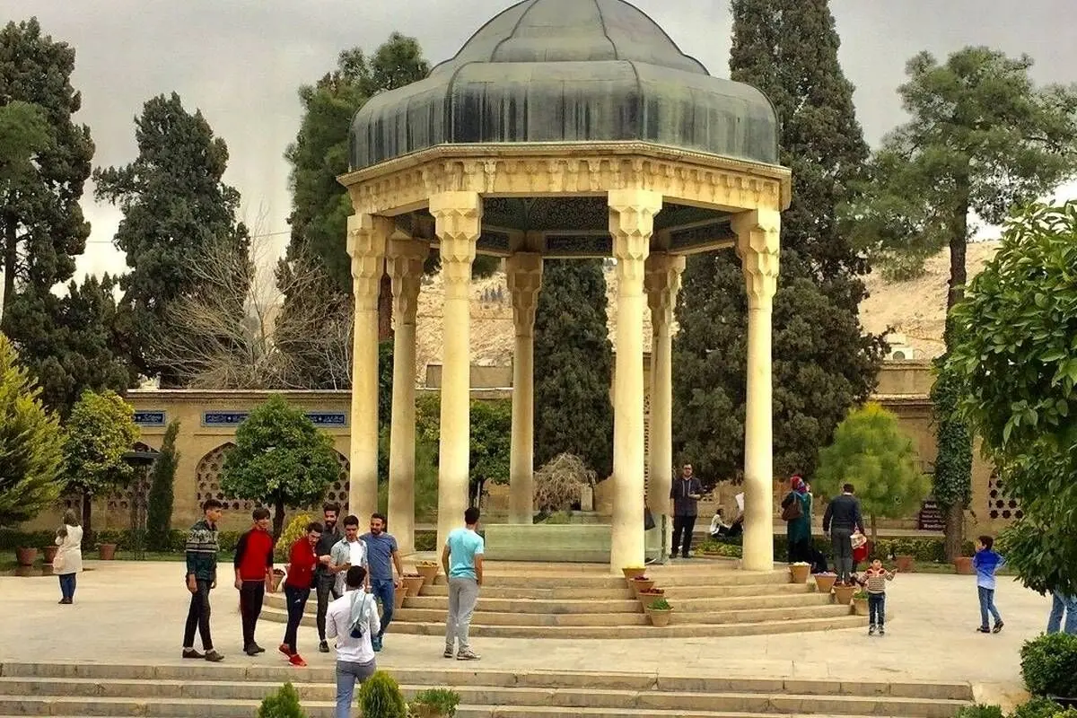 فال حافظ امروز پنجشنبه ۴ اردیبهشت ماه ۱۴۰۴